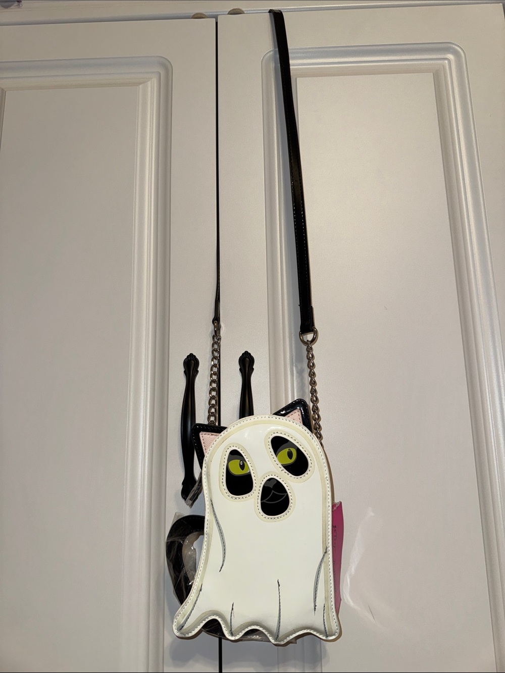 Betsey Johnson XOGHOST Glow In The Dark Ghost Cat Crossbody Bag - Picture 7 of 7
